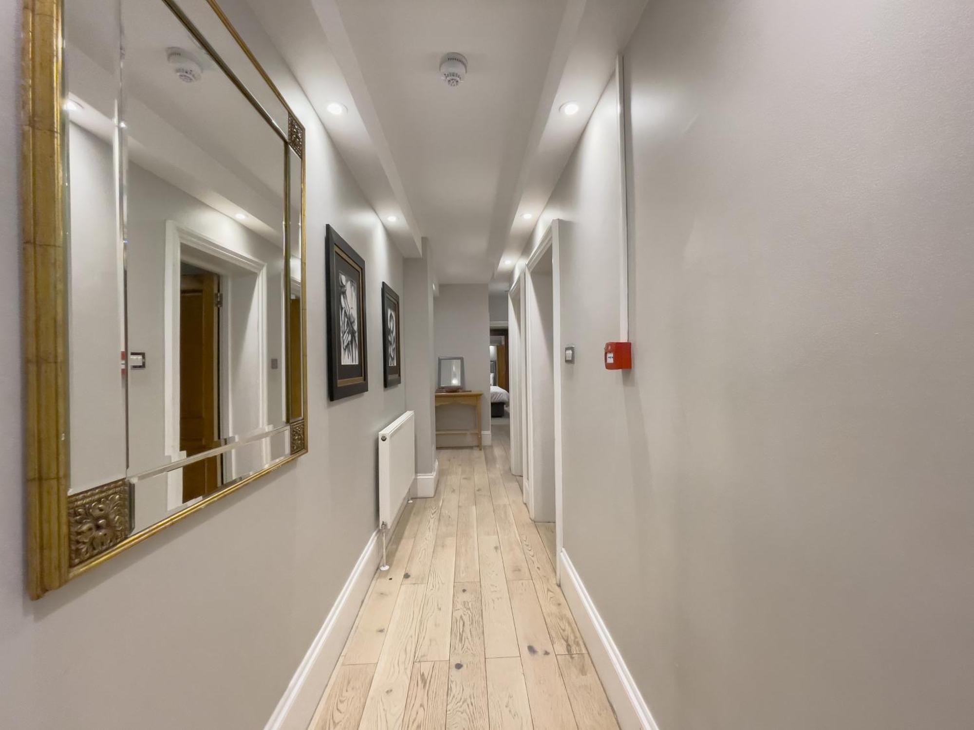 Apartament Hyde Park Haven By Urban Retreats *